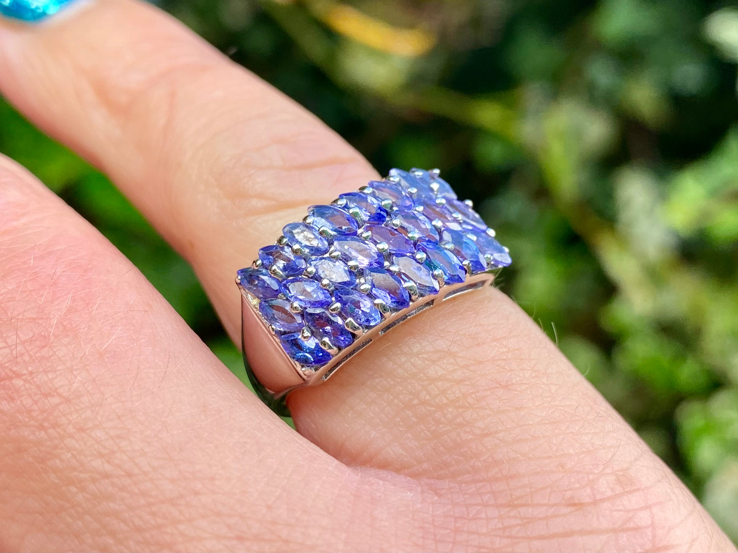 9ct Gold Tanzanite Ring