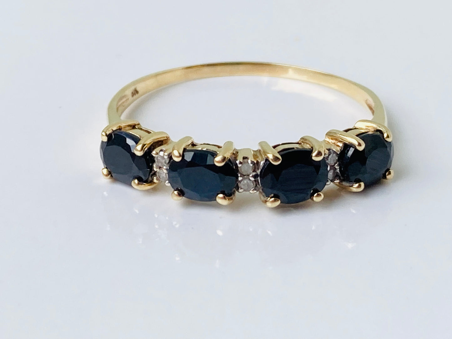 9ct Gold Sapphire & Diamond Ring