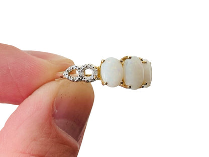 9ct Gold Opal & Diamond Ring