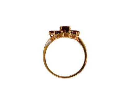 Vintage 9ct Gold Garnet Ring