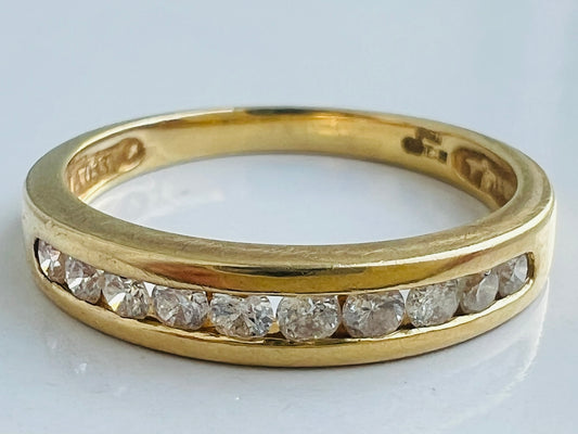 18ct Gold Ten-Stone 0.33ct Diamond Ring