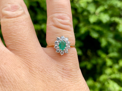 Vintage 9ct Gold Emerald & Cubic Zirconia Ring