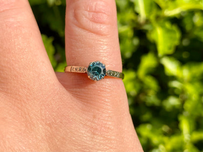 Antique 9ct Gold Zircon Ring