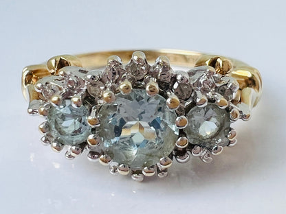 9ct Gold Aquamarine & Diamond Ring