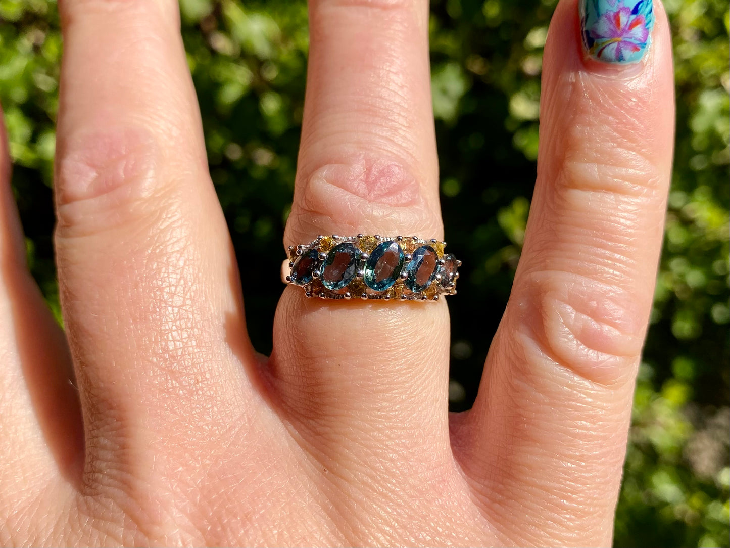 9ct Gold Teal & Yellow Sapphire Ring