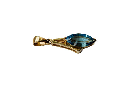 9ct Gold Topaz Pendant
