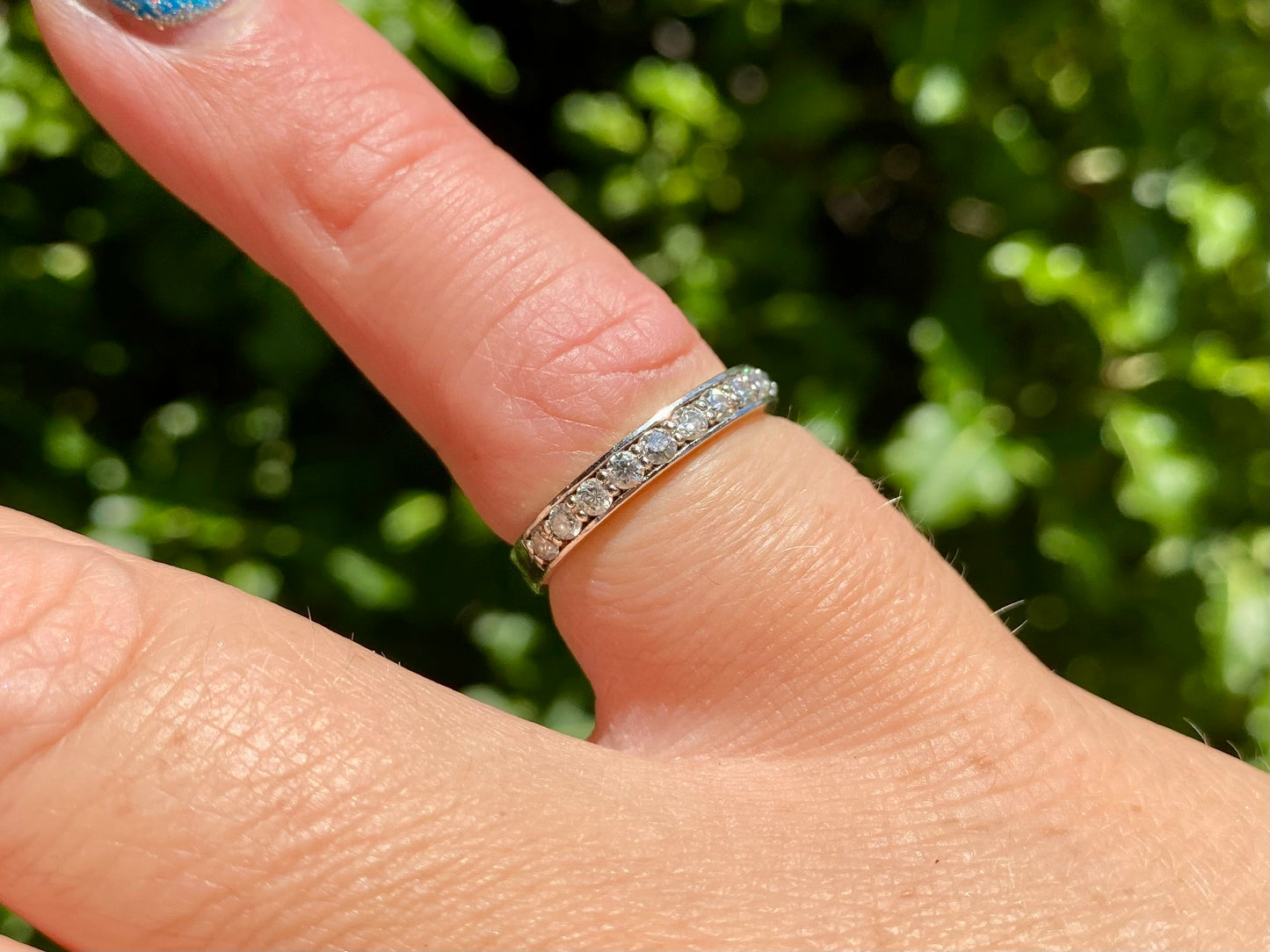 9ct Gold Eleven-Stone Diamond Ring