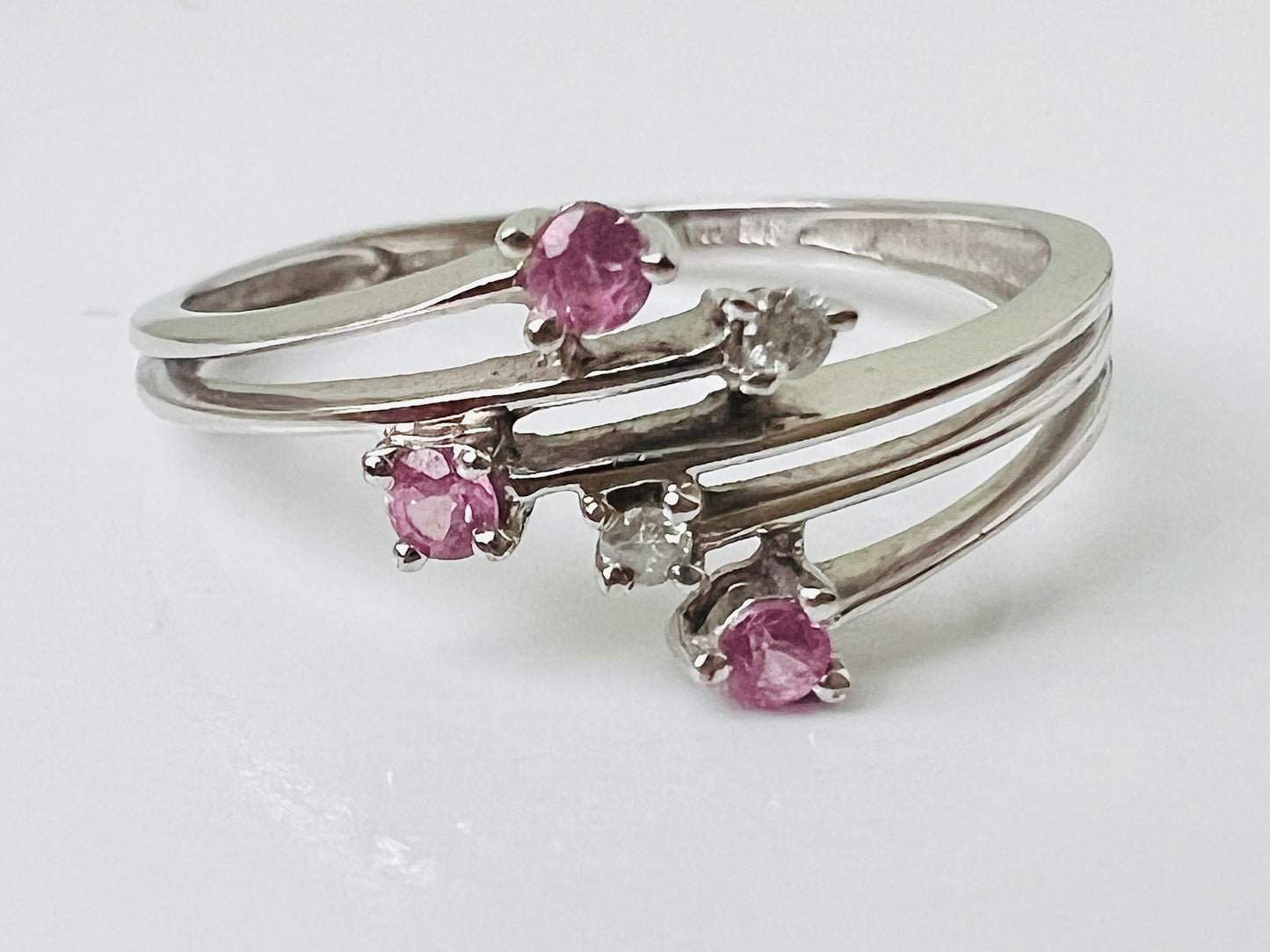 9ct Gold Pink Sapphire & Diamond Ring