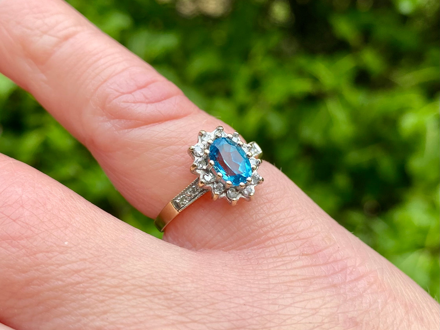 Vintage 9ct Gold Topaz & Diamond Ring