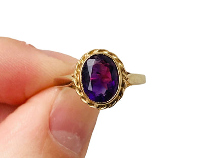 Vintage 9ct Gold Amethyst Ring