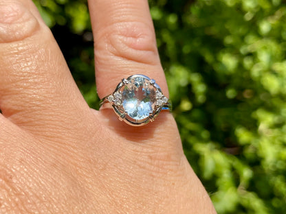 9ct Gold Aquamarine & Diamond Ring