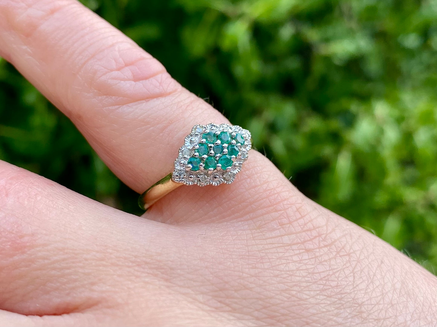 9ct Gold Emerald & Diamond Ring