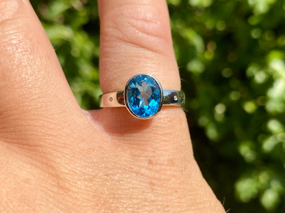 9ct Gold Topaz & Diamond Ring