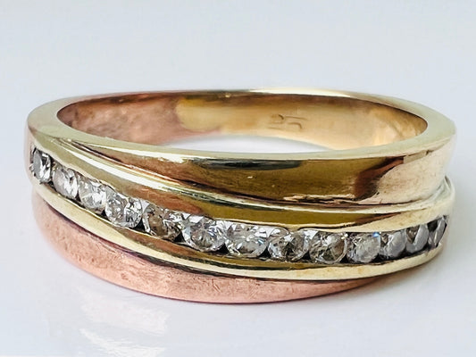 9ct Gold Diamond Ring