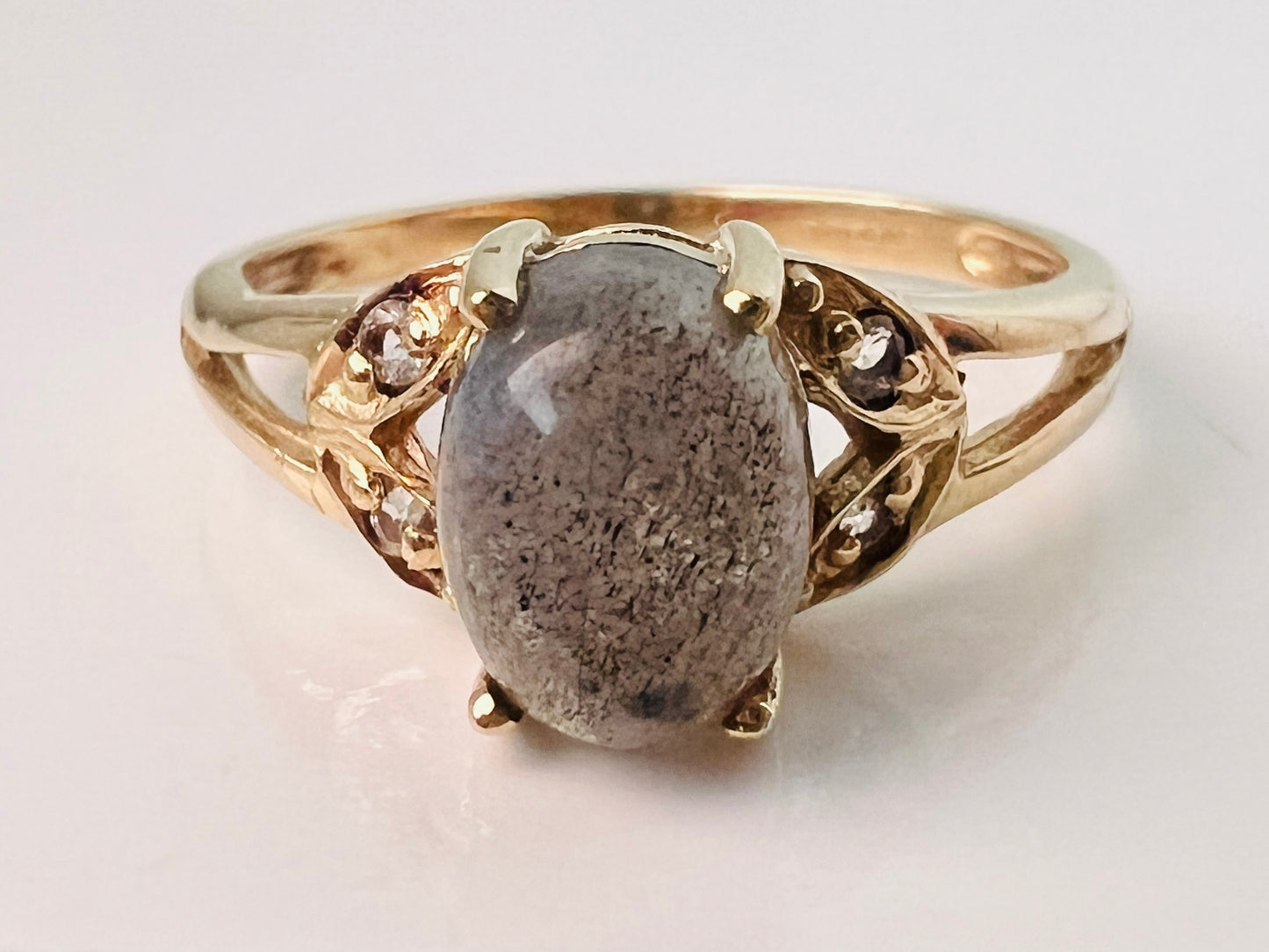 9ct Gold Labradorite & White Sapphire Ring