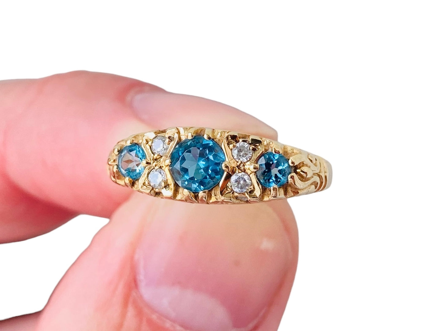 Vintage 9ct Gold Topaz & Diamond Ring