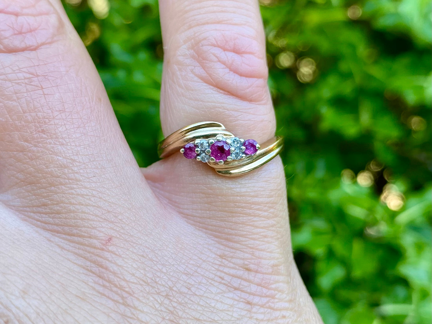 9ct Gold Ruby & Diamond Ring
