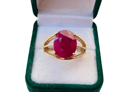 9ct Gold Ruby Ring