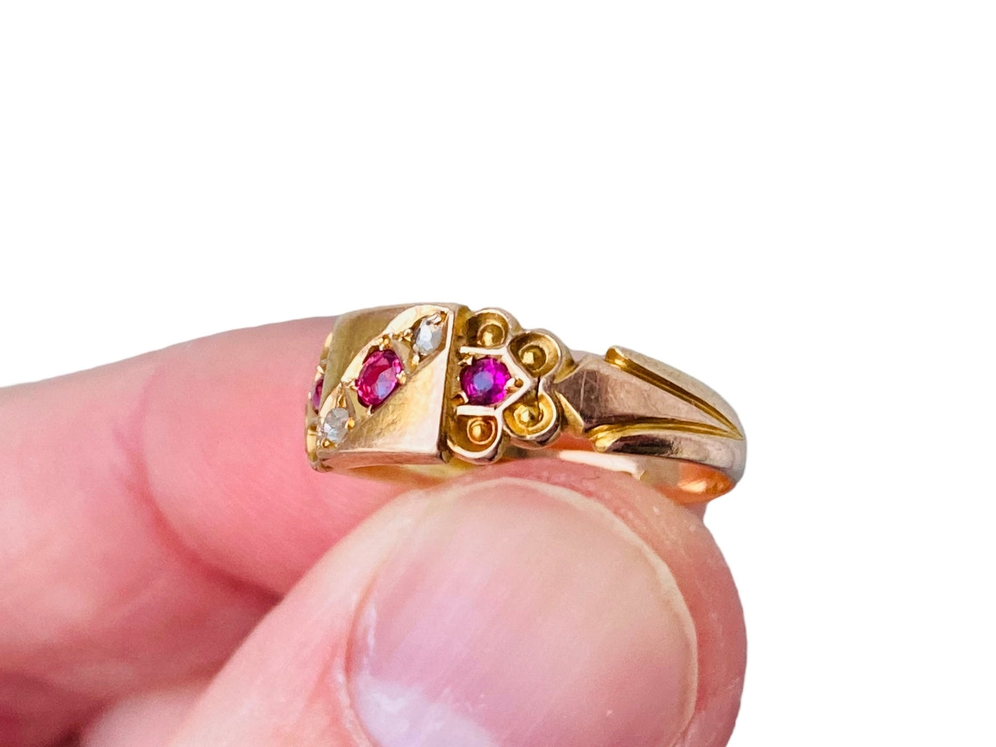 Antique 15ct Gold Ruby & Diamond Ring