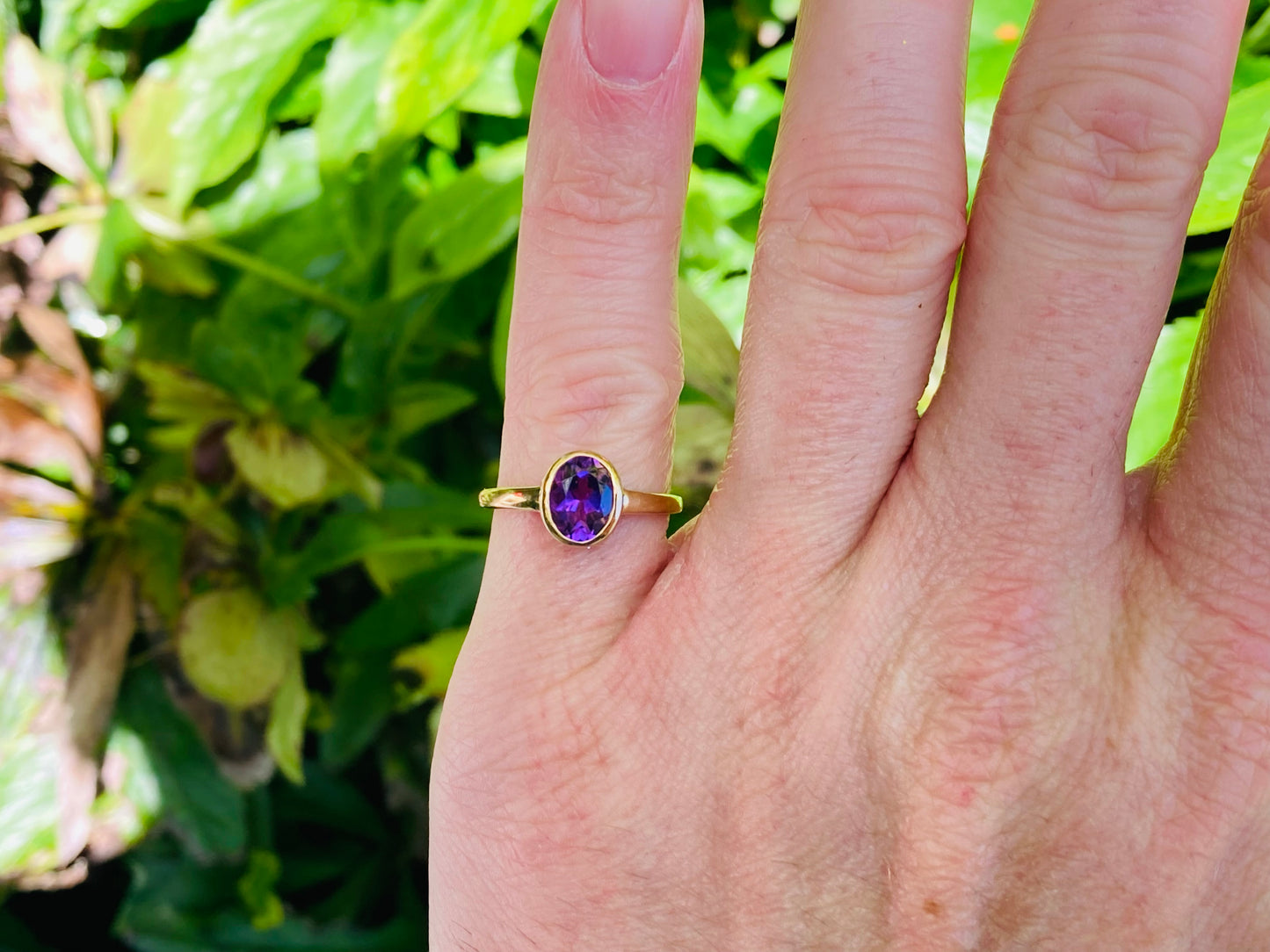 9ct Gold Amethyst & Diamond Ring