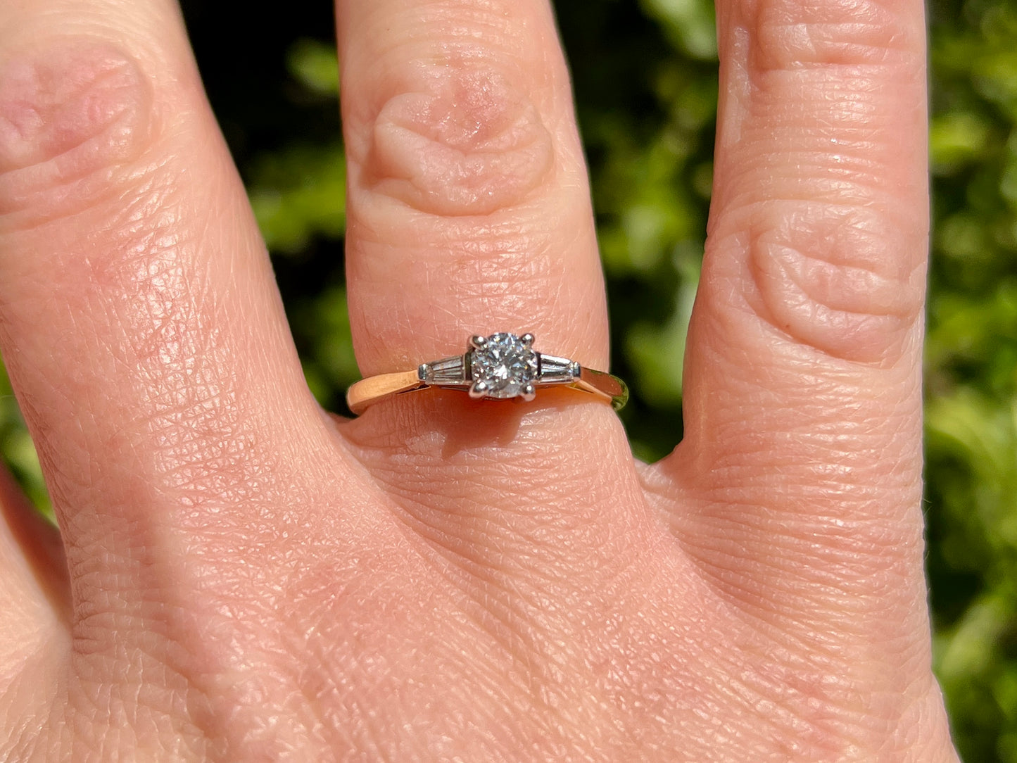 18ct Gold Three-Stone Diamond Ring