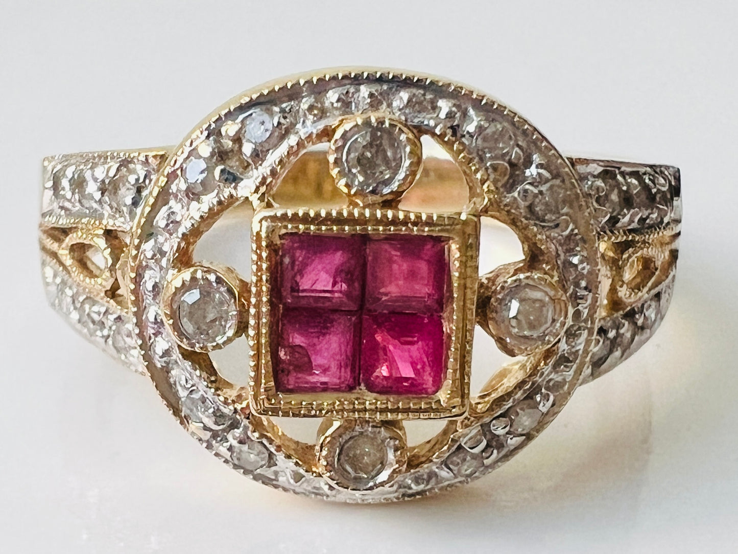 9ct Gold Ruby & Diamond Ring