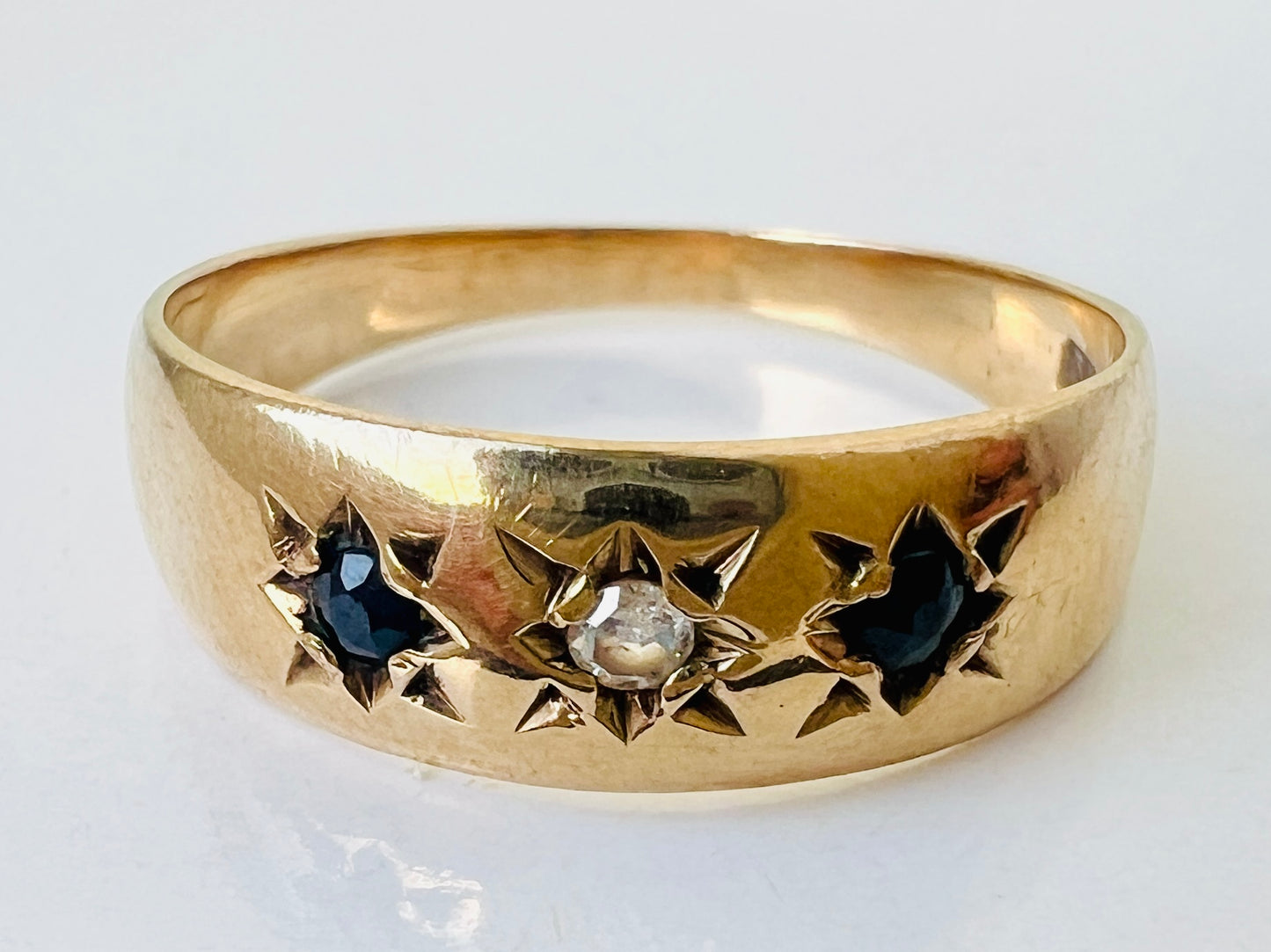 Vintage 9ct Gold Sapphire & Diamond Ring