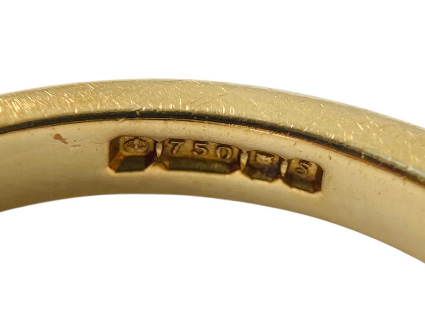 Vintage 18ct Gold Three-Stone Diamond Ring
