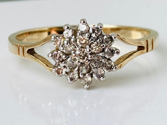 9ct Gold 0.25ct Diamond Cluster Ring