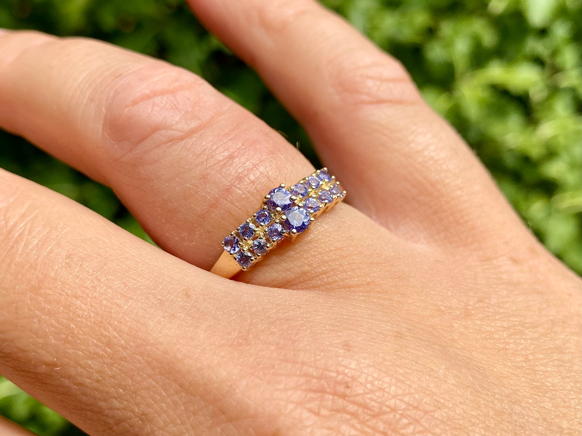 9ct Gold Tanzanite Ring