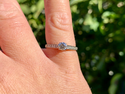 18ct Gold Diamond Ring
