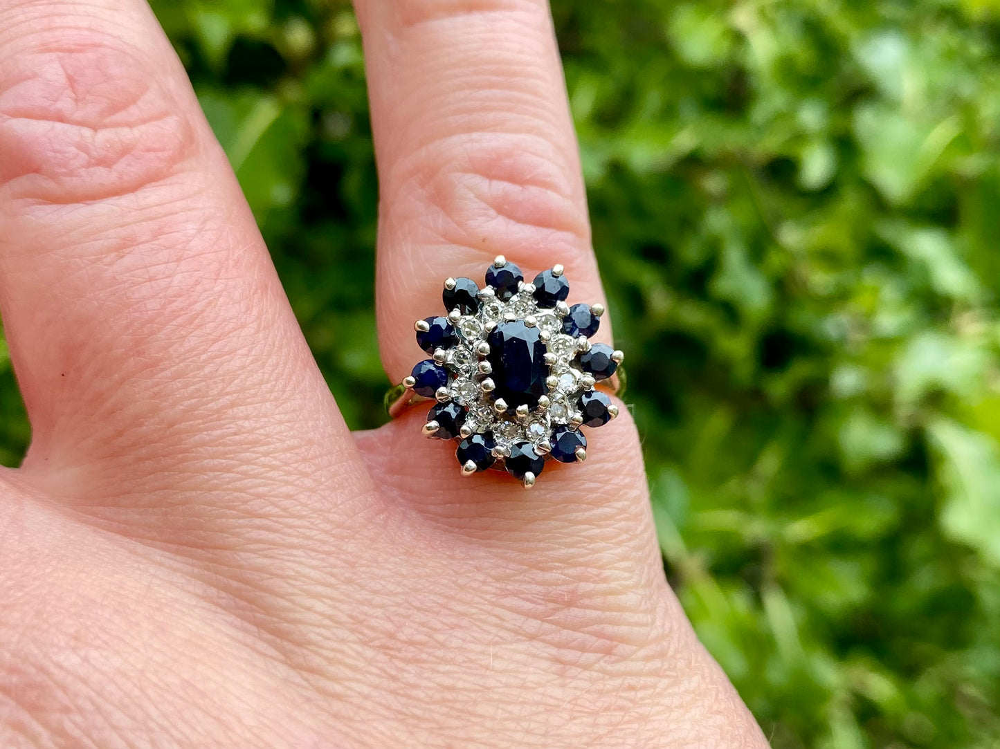 9ct Gold Sapphire & Diamond Ring