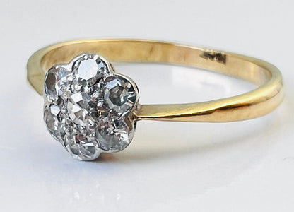 Antique 18ct Gold Diamond Daisy Ring