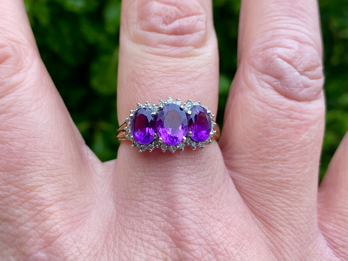 9ct Gold Amethyst & Diamond Ring