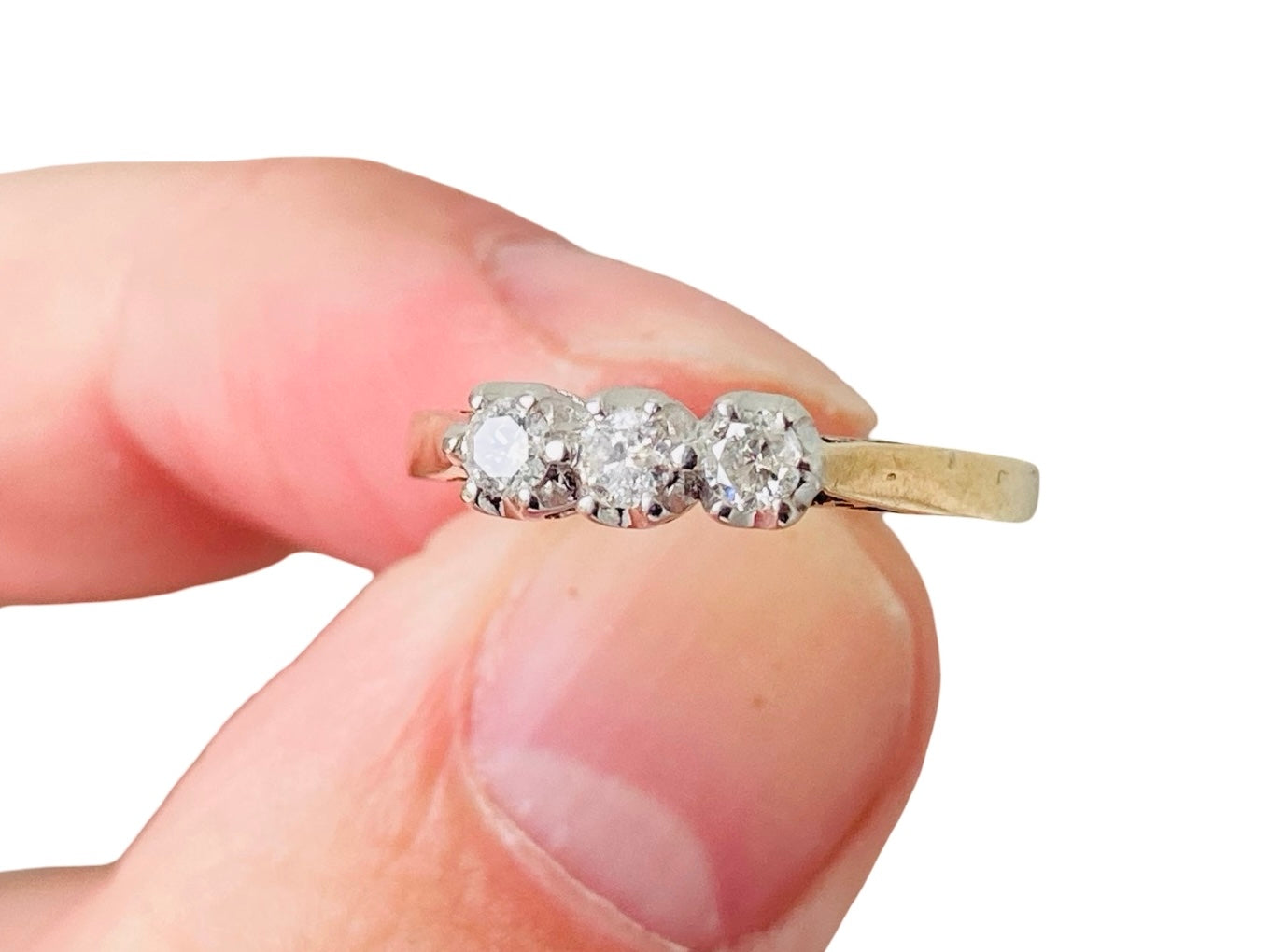 9ct Gold Three-Stone 0.25ct Diamond Ring