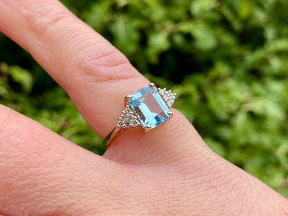 Vintage 9ct Gold Topaz & Diamond Ring