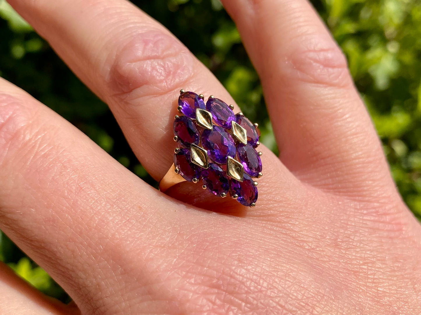 9ct Gold Amethyst Ring