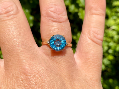 9ct Gold Topaz Lehrer Ring