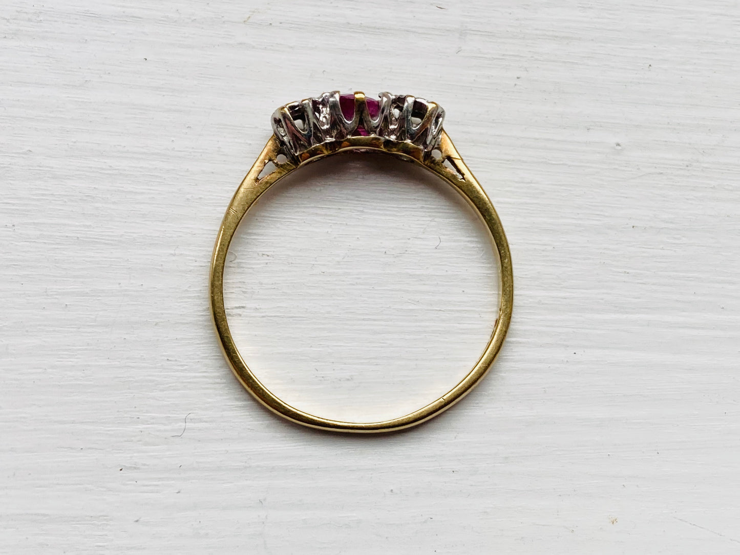 9ct Gold Ruby & Diamond Ring