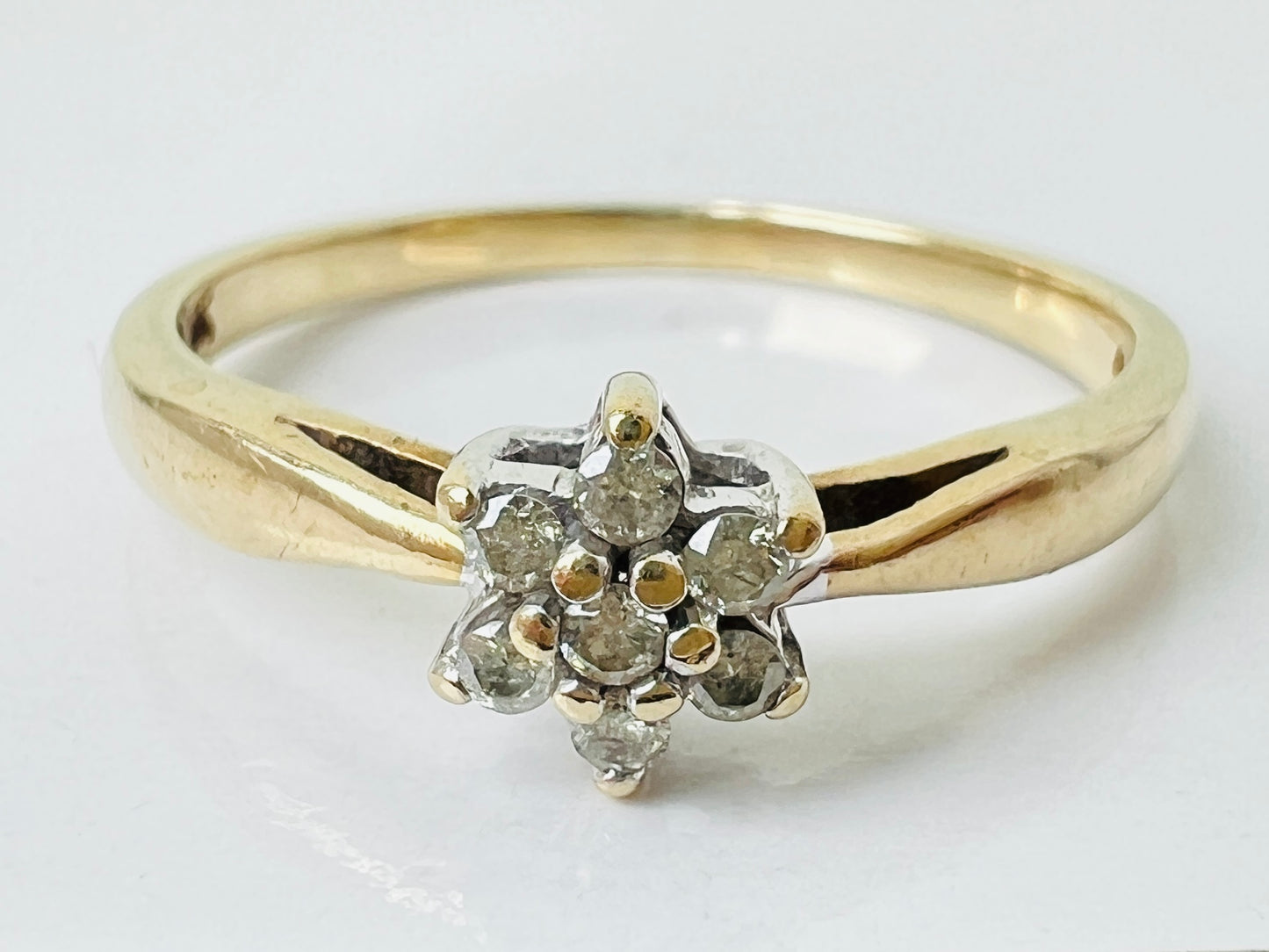 9ct Gold Diamond Ring