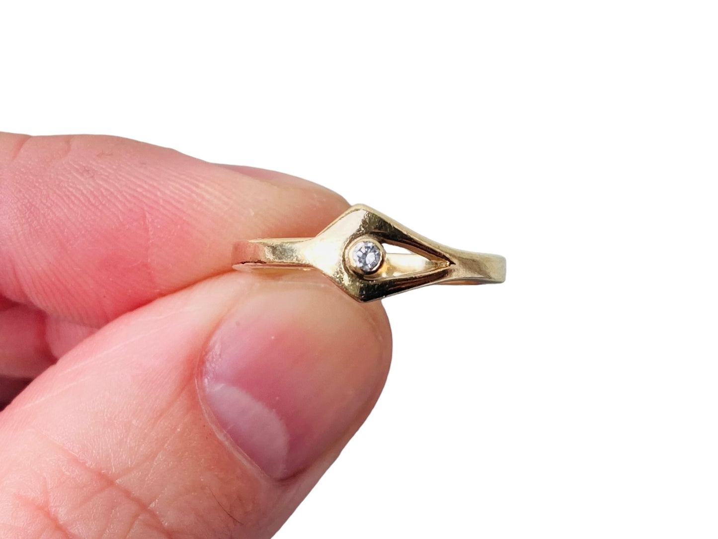 9ct Gold Diamond Ring