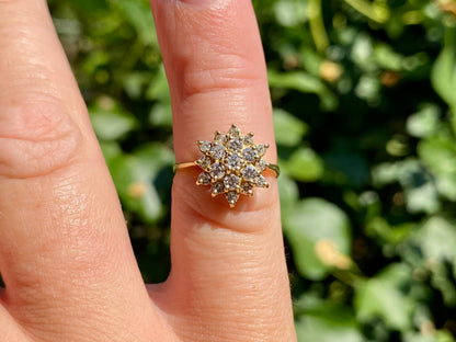 Vintage 18ct Gold Diamond Cluster Ring