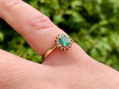 9ct Gold Emerald & Diamond Ring