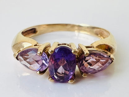 9ct Gold Amethyst Ring