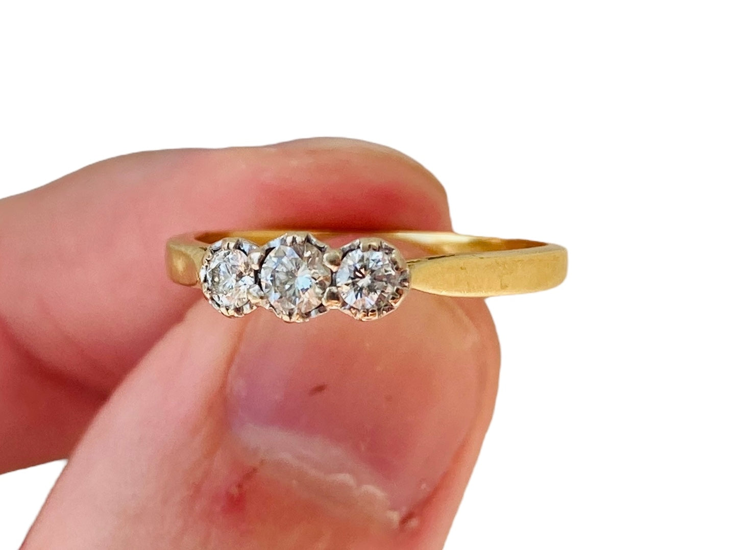 18ct Gold Three-Stone Diamond Ring