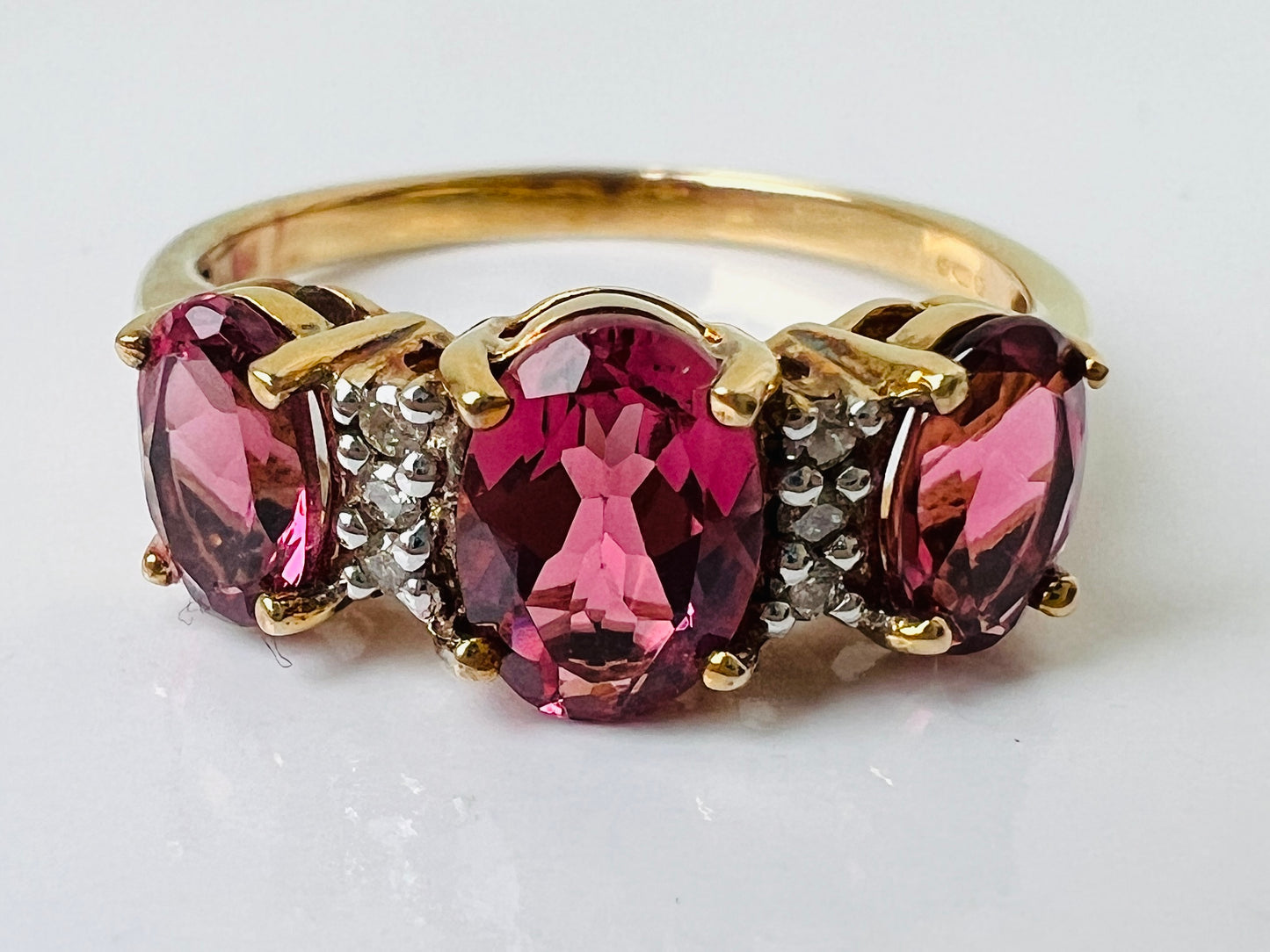 9ct GoldTourmaline & Diamond Ring