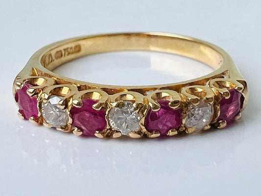 18ct Gold Ruby & Diamond Ring