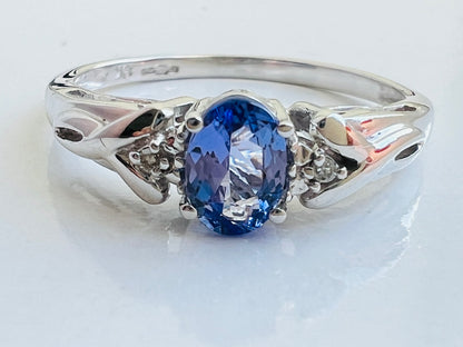9ct Gold Tanzanite & Diamond Ring