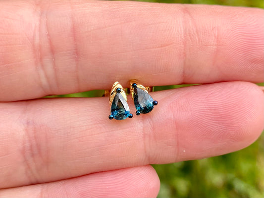 9ct Gold Topaz Earrings
