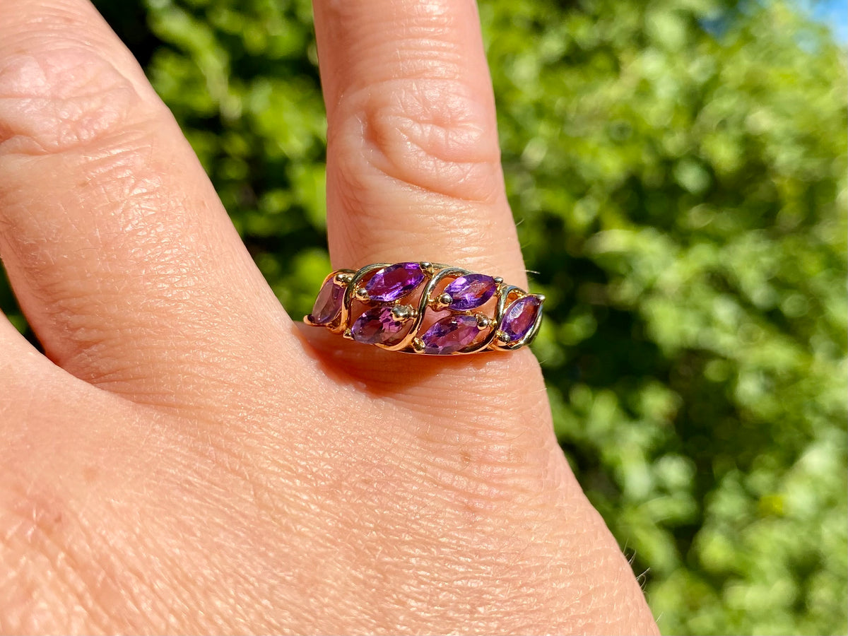 9ct Gold Amethyst Ring